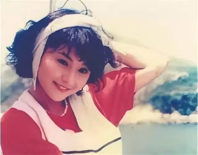 玉女打星李賽鳳,富豪丈夫一則聲明讓她身敗名裂,一夜成港圈笑話