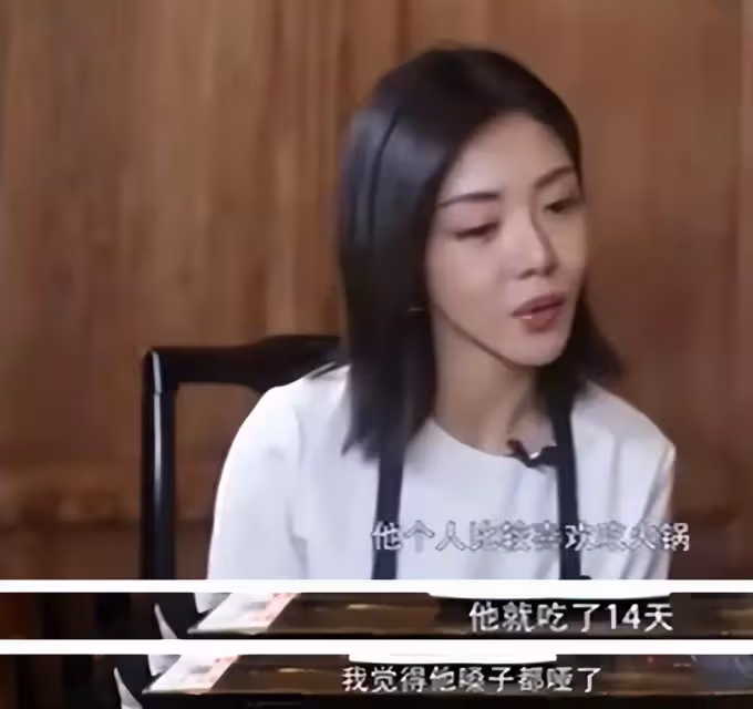 56歲郭富城吃火鍋被偶遇！臉上鬍子拉碴太真實，連吃兩小時不停筷，網：老了還是帥