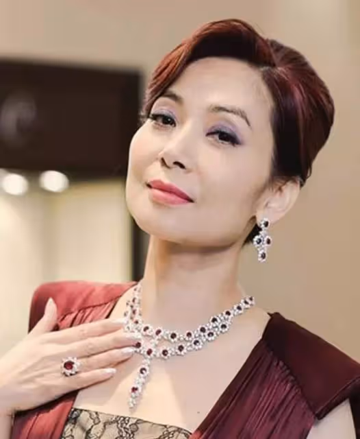 十位TVB退圈藝人現狀,有人靠種田養雞發財,有人出家雲遊四方