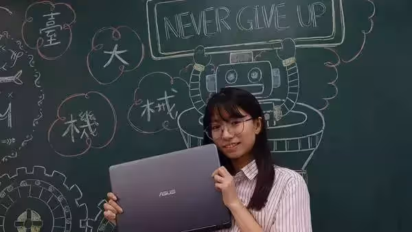 窮到母女共吃一碗滷肉飯!單親女學生「領低收12年」不想辜負恩情,她拚上臺大機械放榜後落淚:我終於可以照顧媽媽了!