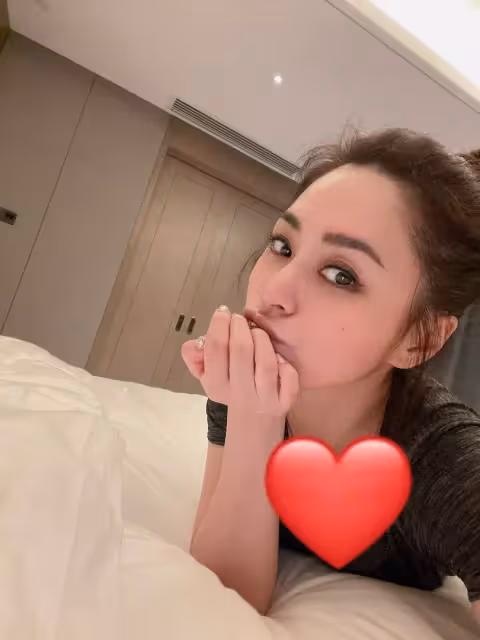 減肥成功曬自拍美照 鍾欣潼獲贊:瘦了兩個碼