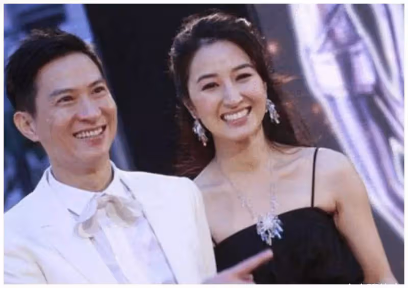 張家輝和關詠荷女兒近照罕曝光,小時候是爸爸翻版,長大卻和媽媽復製粘貼,網友:這氣質顏值絕了