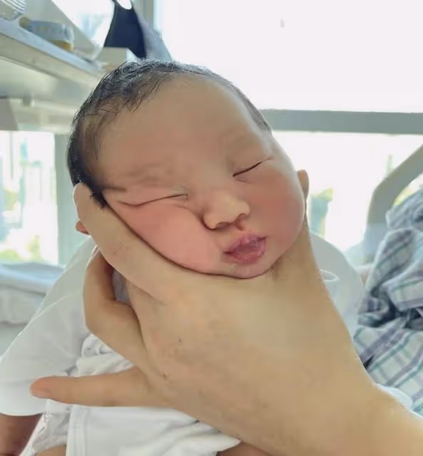 恭喜！香港知名女星二胎得子，因卵巢生血瘤被醫生診斷不易懷孕