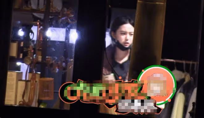 黃子韜戀愛再添錘！徐藝洋秘密到杭州探班男方，收工後一同回別墅
