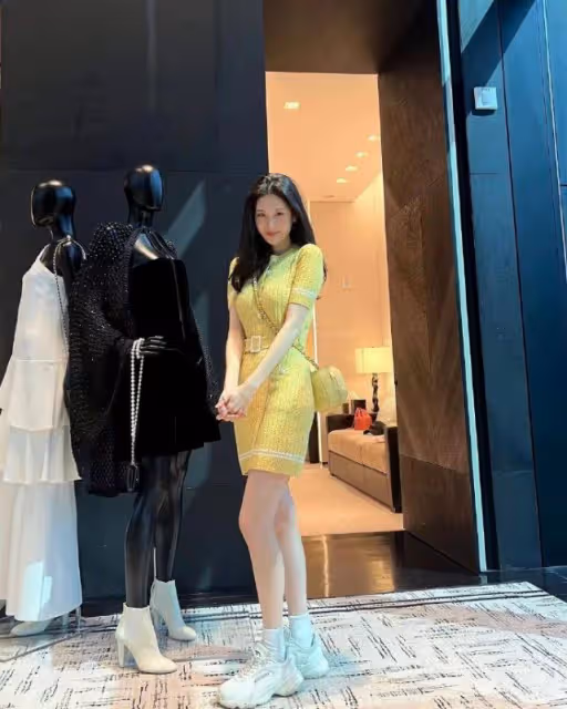比衣架模特，還像模特的少女時代徐賢，31歲忙內的身材依舊保持！