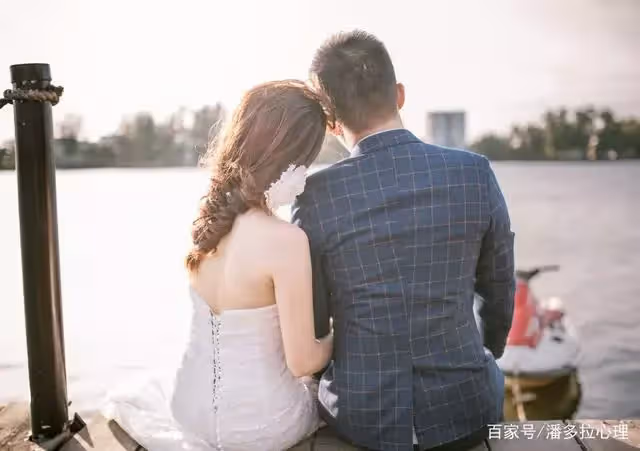 女孩跟男友回家見父母,晚上睡一起!准婆婆:兒子,這人不能娶