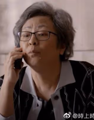 曾與周星馳合作！74歲女星「胰臟癌病逝」縱橫演藝圈50年　一生坎坷「單親撫養2女1子」晚年卻選擇獨居