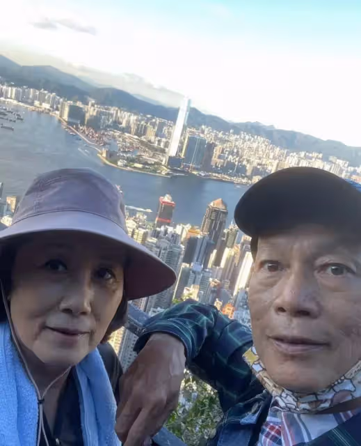 汪明荃74歲了還這麼潮，皺紋明顯發量足，沒整容接受自然衰老：心態最重要