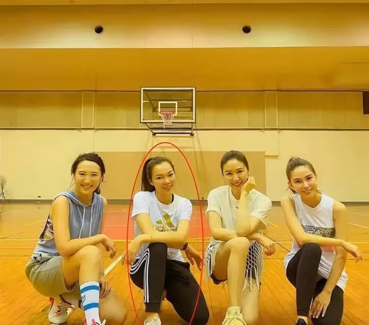 五官土氣，身材肥胖，這5位素人是怎麼打敗女明星成功嫁入豪門的？