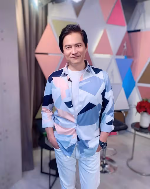 為兒當假面夫妻，馬國賢媽抓包老公偷吃流產還被罵，婆婆冷喊還有臉坐月子，她哽咽：為3兒隱忍至今