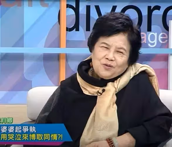 為兒當假面夫妻，馬國賢媽抓包老公偷吃流產還被罵，婆婆冷喊還有臉坐月子，她哽咽：為3兒隱忍至今