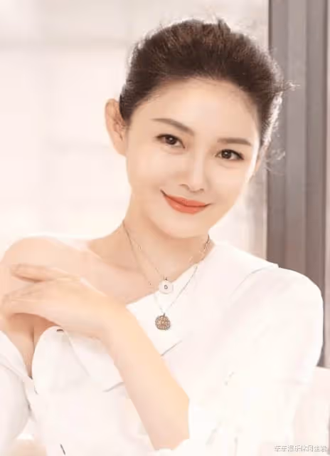 大s再結婚,狠字過度決然,世事無常,我珍惜現在的幸福快樂