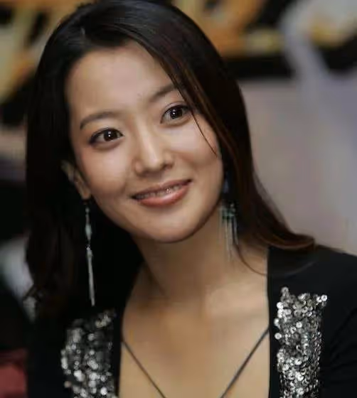 自稱韓國第一美女的6位女星,金喜善被質疑,23歲模特成韓國門面