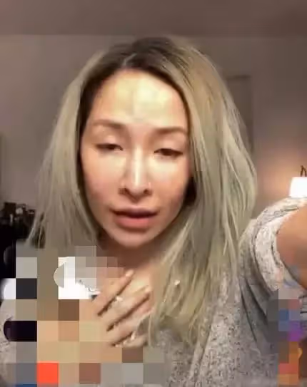 41歲蕭亞軒近照曝光,臉色紅潤不再似「巫婆」,網友:就愛你原來的樣子