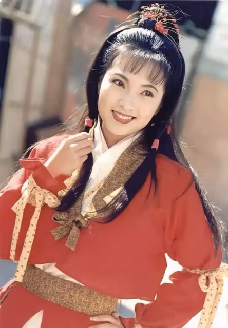 TVB90年代「五美」現狀,有人未婚產子,有人整容成癮變蛇精臉