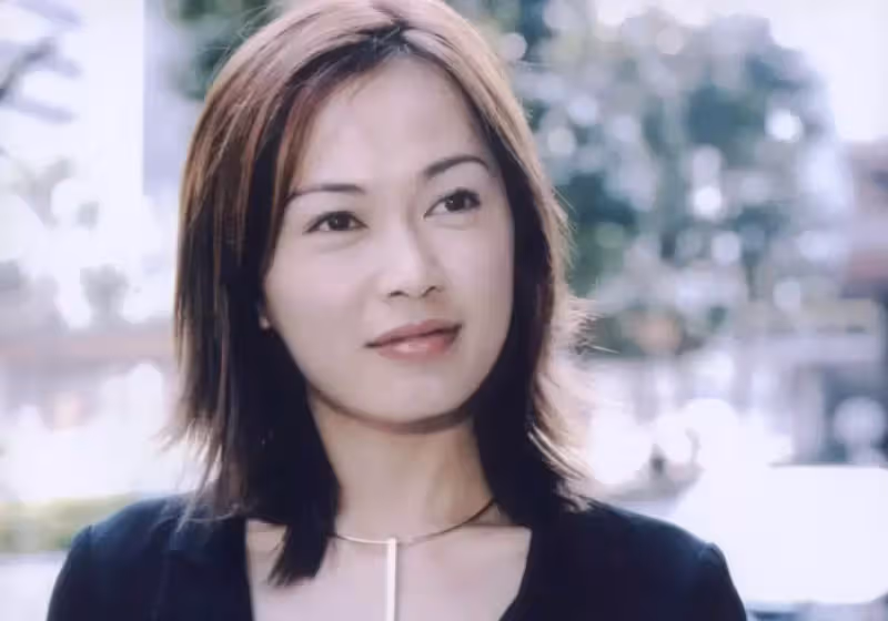 TVB90年代「五美」現狀，有人未婚產子，有人整容成癮變蛇精臉