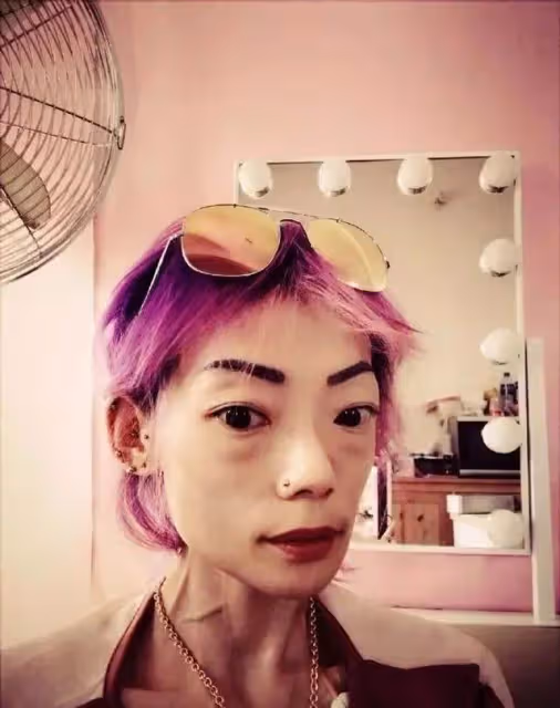 結婚8年瘦到22kg，被掃地出門的伍智恆，嫁入豪門後到底經歷了什麼，網感歎：闊太難當，你要自強