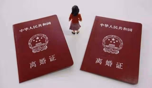 官二代老婆給小伙帶綠帽，二次外遇被抓現行，小伙竟做出這決定！