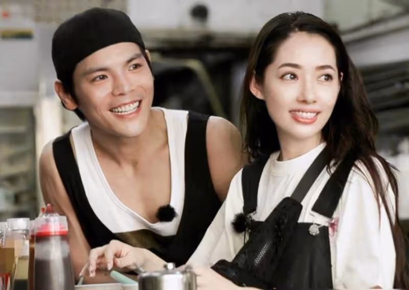 有種「整容」叫郭碧婷生娃，向佐還是向佐，郭碧婷卻徹底變了個人，網友：清純形象已不再