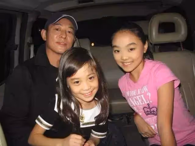 李連杰雲泥之別的四個女兒:利智生的猶如明珠,前期生的顛沛流離