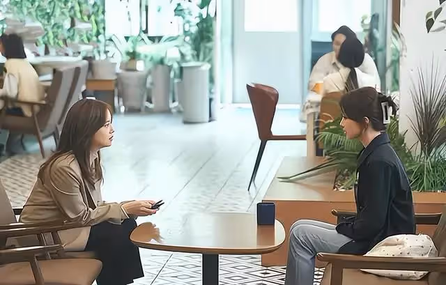 小姑子借兩萬三年不還,結婚嫂子只參加不隨禮:債務抵禮金了