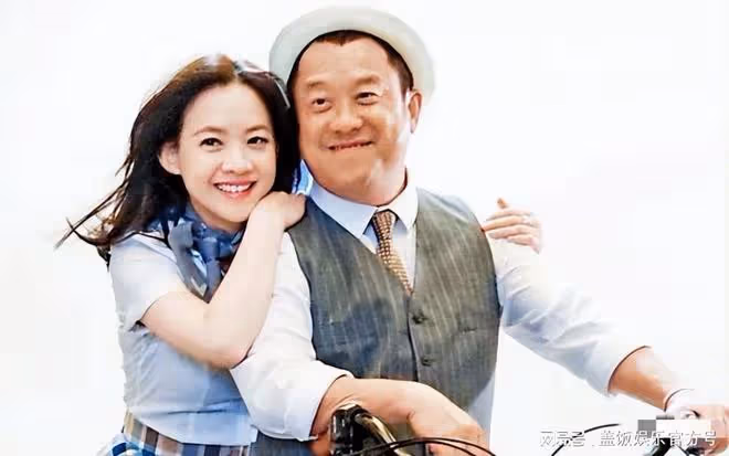 曾寶儀哽咽曝2年沒見曾志偉,遺憾錯過爸爸69歲生日,有家人染疫