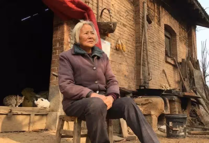 人過60，兒女再孝順，3樣東西莫要太早給兒女，千萬別犯糊塗