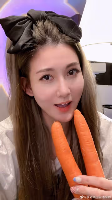 陳龍滄桑回應當志願者，李彩華收到政府發的蔬菜，曝上海防控近況