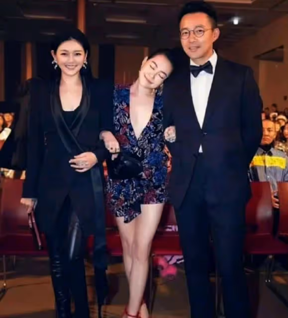 大S老公將去夜店表演,妻子不出席,台媒:急工作,沒有沖昏頭