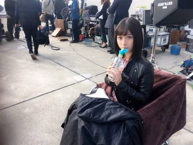 「千年一遇美少女」橋本環奈:曾靠一張照片走紅日本,後因顏藝大作自毀形象
