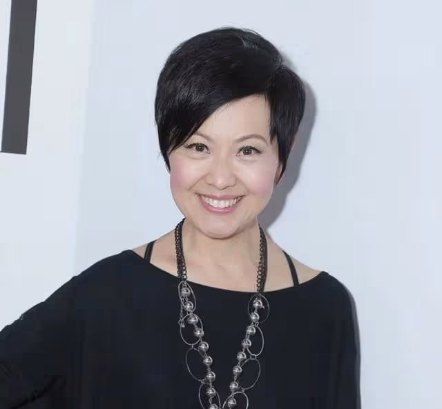 知名港星自曝已原諒前夫剃度出家！從夫妻變師徒，至今單身感孤獨