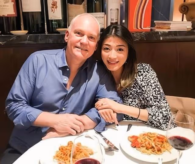 前港姐近況曝光！不顧反對嫁大24歲外籍練馬師，混血兒子顏值高