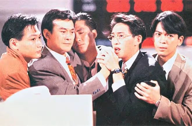 58歲邵仲衡近照,梳奇怪髮型露出高髮際線,已復出拍戲但拒回TVB