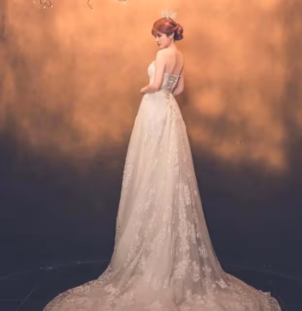 30歲網紅宣布結婚，大讚老公是老實人，不介意她曾為狄鶯兒子懷孕