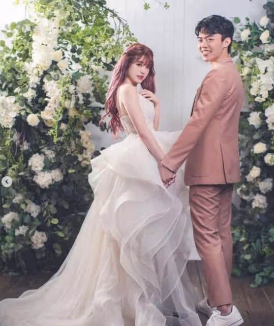 30歲網紅宣布結婚，大讚老公是老實人，不介意她曾為狄鶯兒子懷孕