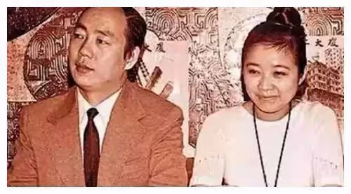 龔如心:身家8000多億,200棟樓6700個車位,卻只賺錢不花錢,瘋癲半生!