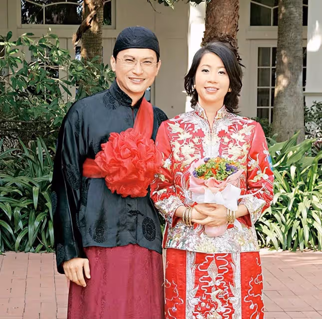 陳錦鴻北上賺錢,妻子出門為自閉癥兒子買藥,靚麗女星熬成師奶
