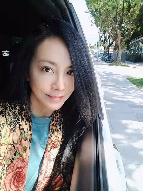 田麗搬來台東7年超美近況人人稱羨,打造養老農莊,吃自己種的菜豪宅外種80顆桔子樹,歎:活了53年終於做回自己
