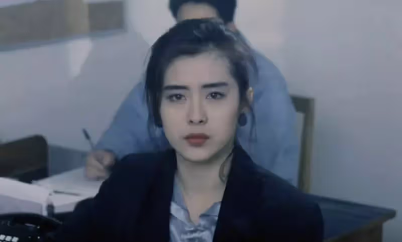 王祖賢千萬豪宅曝光!女神「30年前的家」一點不過時,豪華「衣帽間」搭配超大「落地窗」:品味太好了!