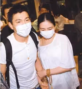劉德華56歲前任近況,與現任對比差幾十條街,網友:劉德華眼光真好
