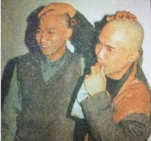 無法重拍的「20大明星合照」,「梅豔芳張國榮」留給歌迷的只剩追憶,五虎將絕版搞怪合影!