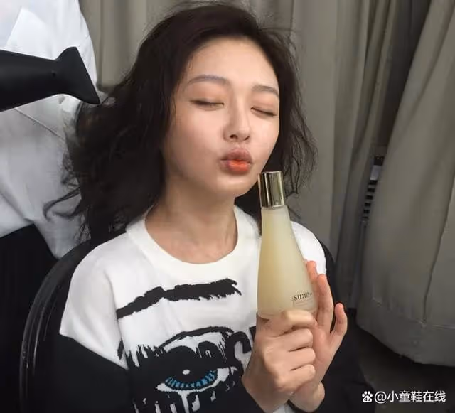 我愛的人都像你：大S對具俊曄用情有多深？22年前的一張照片泄漏