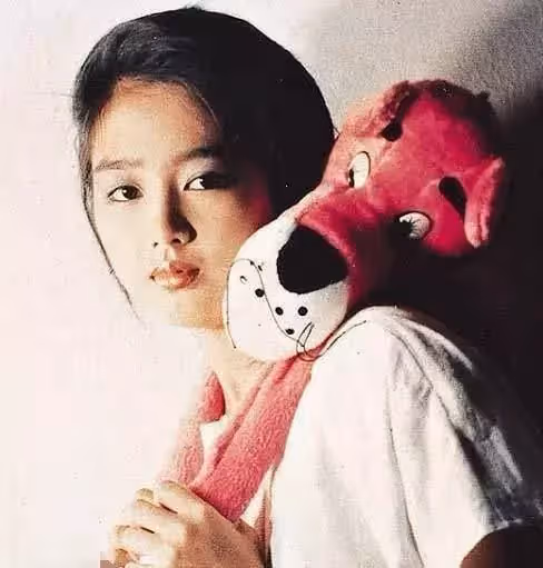 朱麗倩雖被劉德華「雪藏」23年,但華嫂年輕時和現在氣質都一流