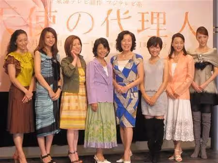 22歲男星性侵40歲服務員,男星媽媽賠償上億違約金,被罵不懂教育