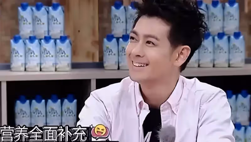 47歲林志穎和老同學聚餐,看臉就像兩代人,花大錢保養娃娃臉