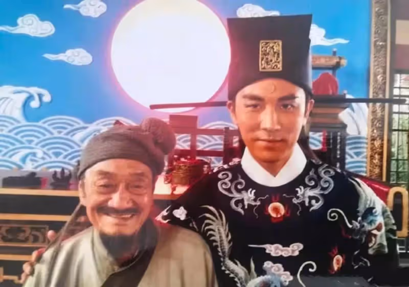 甘草演員梁雄離世,他曾稱最鐘意演反派,女兒透露父親走得安詳