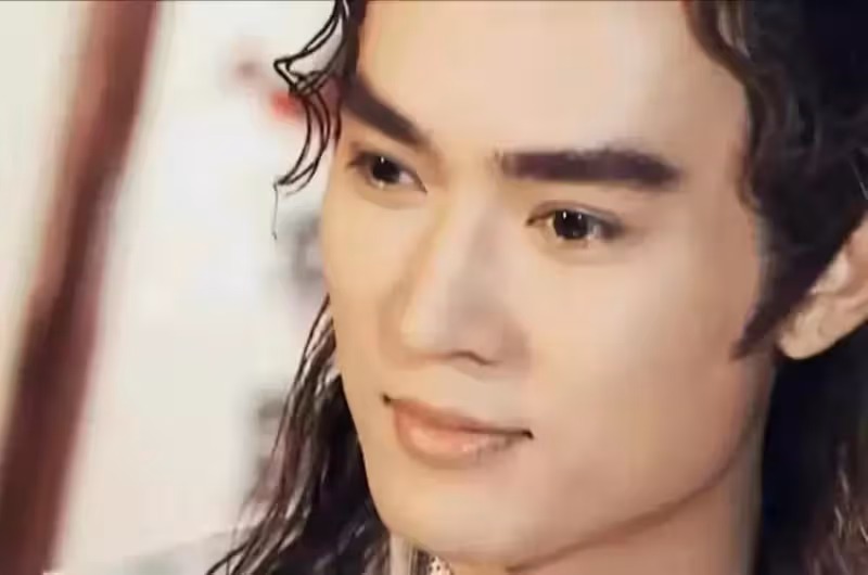 這8位男星的桃花眼太迷人！自帶風情不說，眉目傳情中還透著蘇感