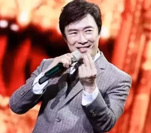 獨居百平豪宅！「小哥」費玉清養老房「像博物館」滿滿的收藏品，隱退後生活悠哉：閑雲野鶴的生活！