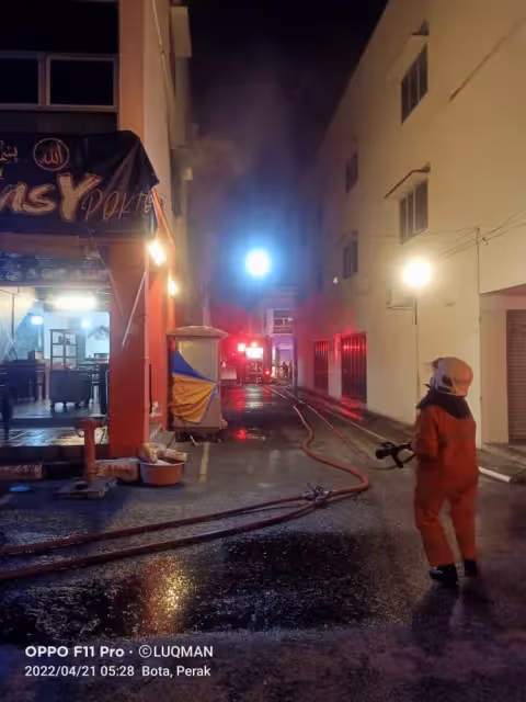 馬來餐館遭火魔光顧　二樓住宿2兒童受困送院不治