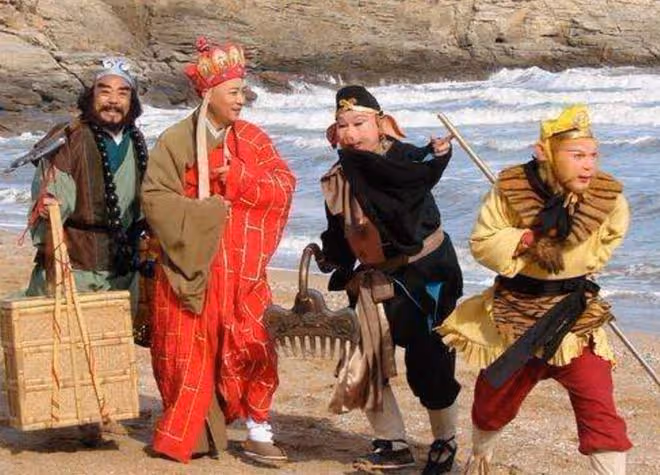 《西遊記》幕後：楊潔上門騙楊春霞，白龍馬慘死，韓寒揭開遮羞布